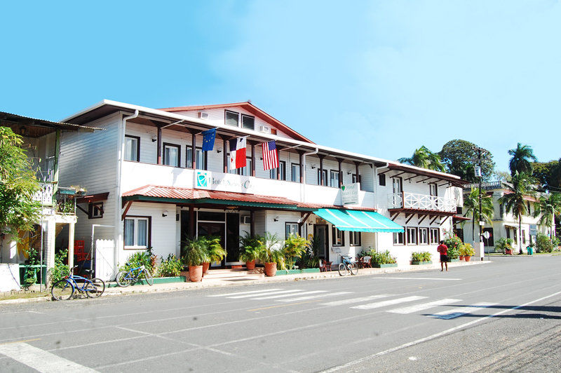 Swans Cay Hotel Bocas del Toro Exterior photo